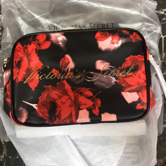 Victoria secret - Picture 1 of 3